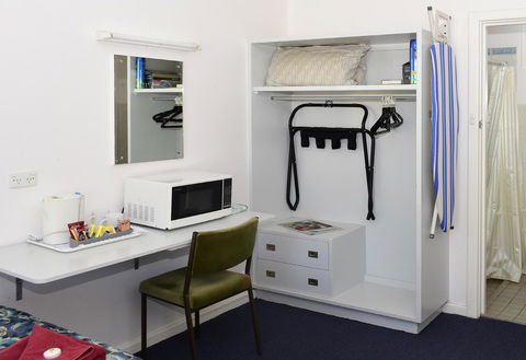 Travelway Motel - Tourism Cairns 24