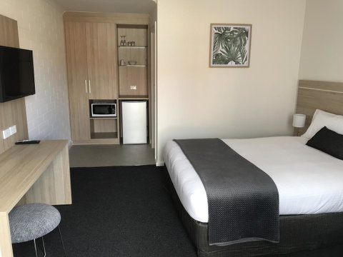 Frewville Motor Inn - Tourism Cairns 0