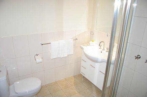 Mawson Lakes Hotel - Tourism Cairns 28