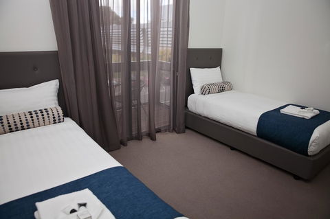 Mawson Lakes Hotel - Tourism Cairns 40