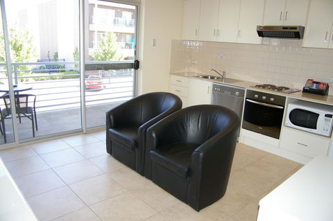 Mawson Lakes Hotel - Tourism Cairns 29