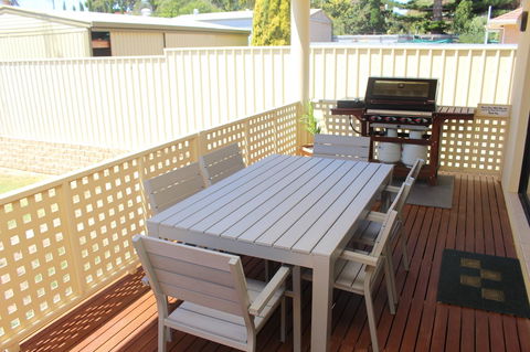 The Lighthouse - Beachfront Accommodation - Tourism Cairns 3