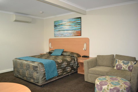 Cattlemans Country Motor Inn & Serviced Apartments - Tourism Cairns 36