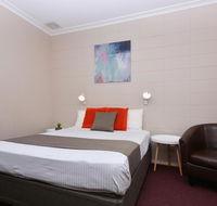 Motel Poinsettia - Tourism Cairns