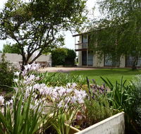 Coonawarra Motor Lodge - Tourism Cairns