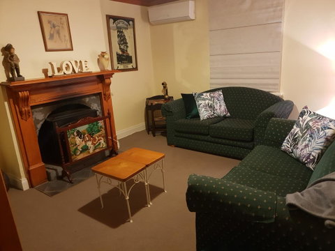 Donnybrook Cottages - Donnybrook - Tourism Cairns 7