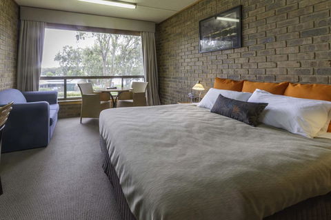 Mannum Motel - Tourism Cairns 0