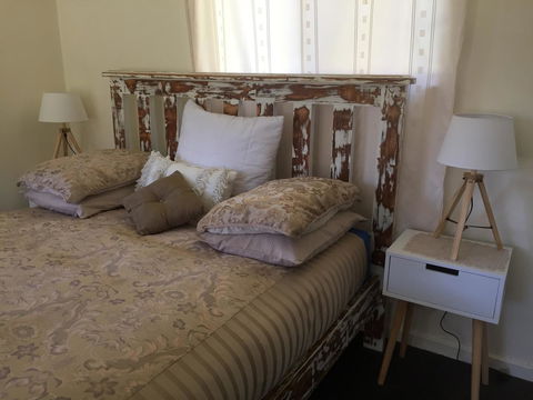 A Peaceful Cabin In The Country - Tourism Cairns 3