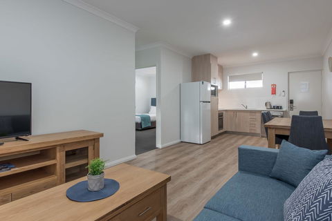 Jurien Bay Motel Apartments - Tourism Cairns 19