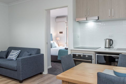 Jurien Bay Motel Apartments - Tourism Cairns 13