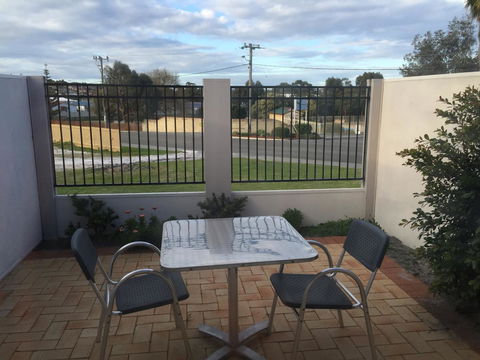 Country Comfort Amity Motel - Tourism Cairns 2