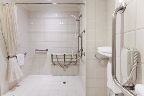 Duxton Hotel Perth - Tourism Cairns 4