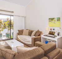 Home Apartment - Perth City Centre - Free WiFi - Tourism Cairns