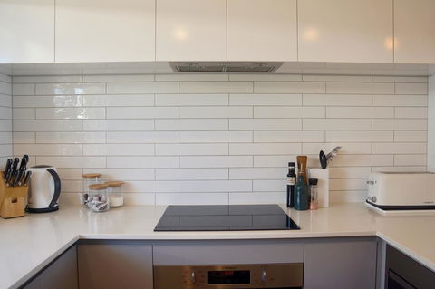 Cottesloe Beachfront Ocean View Apartment - Tourism Cairns 11