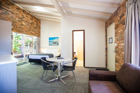 Leisure Inn Hotel Rockingham - Tourism Cairns 27