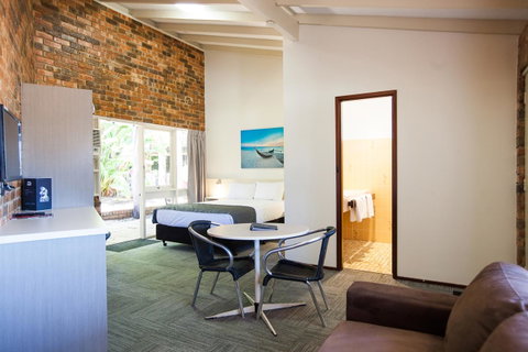 Leisure Inn Hotel Rockingham - Tourism Cairns 2
