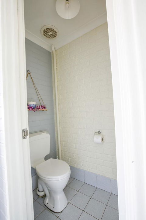 Shark Bay Seafront Apartments - Tourism Cairns 7