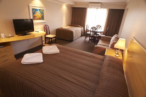 Dog Rock Motel - Tourism Cairns 40