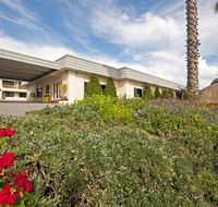 Dog Rock Motel - Tourism Cairns