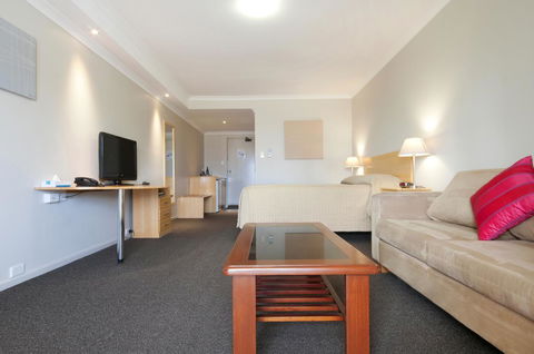 Dog Rock Motel - Tourism Cairns 33