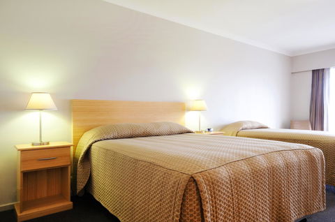 Dog Rock Motel - Tourism Cairns 16