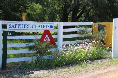 Sapphire Chalets, Augusta - Tourism Cairns 0