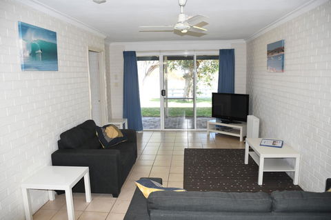 Kalbarri Seafront Villas - Tourism Cairns 13