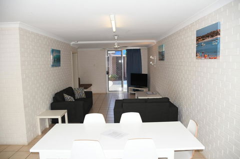 Kalbarri Seafront Villas - Tourism Cairns 25