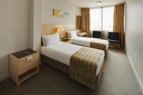 Quality Hotel Ambassador Perth - Tourism Cairns 22