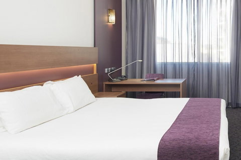 Quality Hotel Ambassador Perth - Tourism Cairns 5