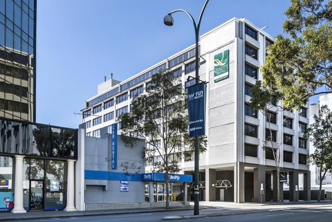 Quality Hotel Ambassador Perth - Tourism Cairns 1