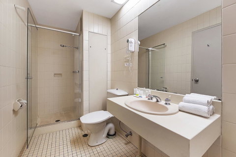 Quality Hotel Ambassador Perth - Tourism Cairns 23