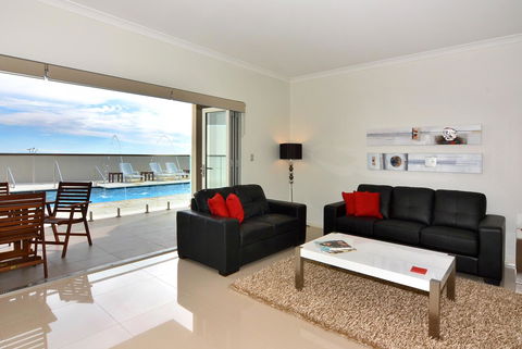 Bunbury Seaview Apartments - Tourism Cairns 1