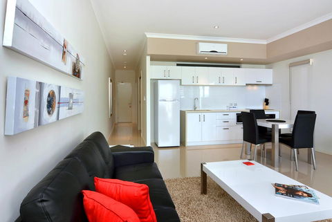 Bunbury Seaview Apartments - Tourism Cairns 6