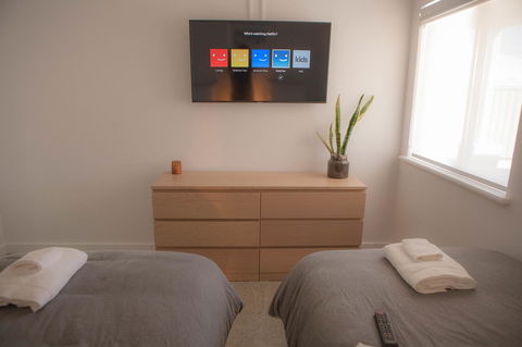 FortyTwo - Oceanside Retreat Busselton - Tourism Cairns 21