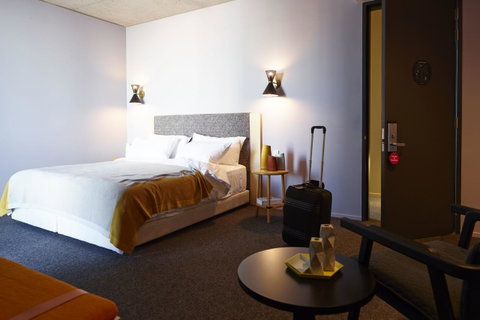 Alex Hotel - Tourism Cairns 26
