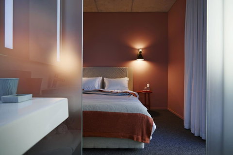 Alex Hotel - Tourism Cairns 16