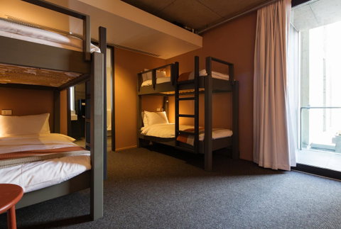 Alex Hotel - Tourism Cairns 35