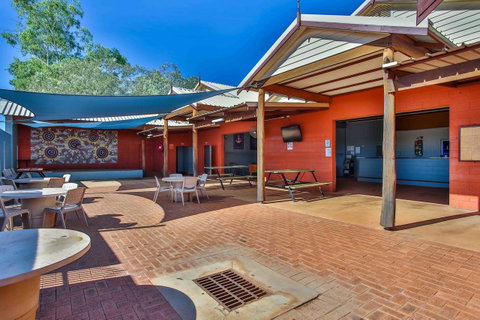 Kimberley Hotel - Tourism Cairns 9