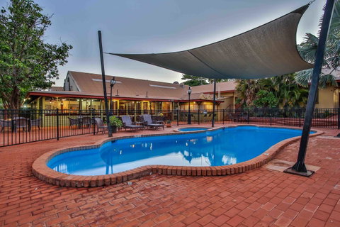 Kimberley Hotel - Tourism Cairns 10