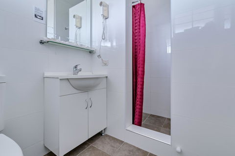 Ibis Styles Albany - Tourism Cairns 18