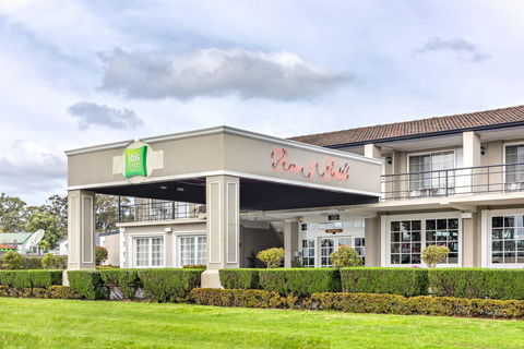 Ibis Styles Albany - Tourism Cairns 0
