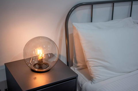 Inner City Stylish Apt Walk To Green Square - Tourism Cairns 9