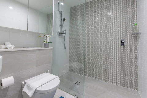 Inner City Stylish Apt Walk To Green Square - Tourism Cairns 14