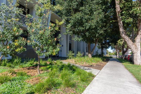 Inner City Stylish Apt Walk To Green Square - Tourism Cairns 17