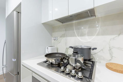 Inner City Stylish Apt Walk To Green Square - Tourism Cairns 19