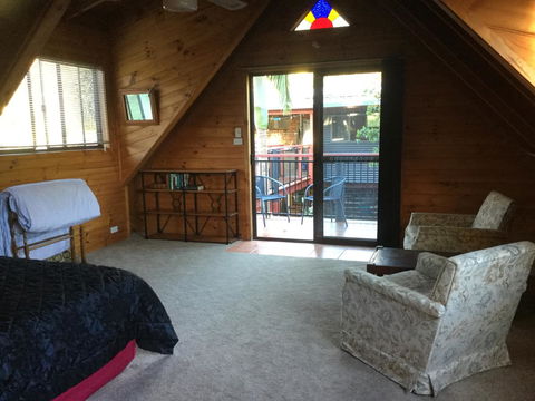 Jetz Bungalow - Tourism Cairns 6