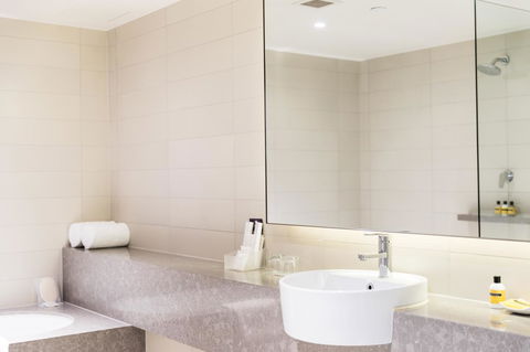 Hyatt Regency Sydney - Tourism Cairns 3