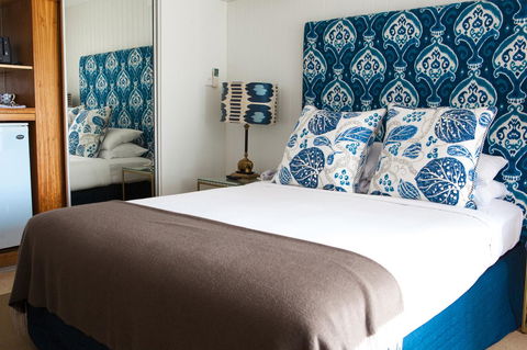 The Lord Byron - Tourism Cairns 7