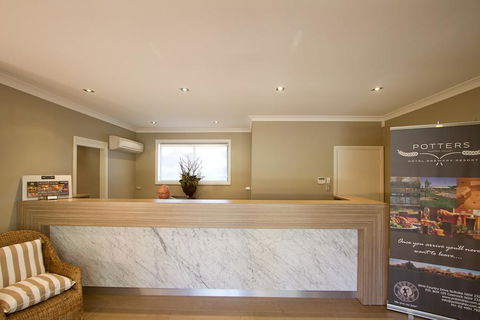 Potters Apartments - Tourism Cairns 32
